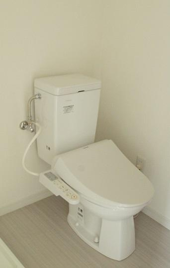 【トイレ】 | グラッソ戸部 | 同建物別部屋参考
