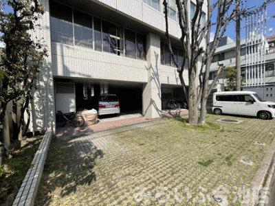 【駐車場】 | アトリアム吹上