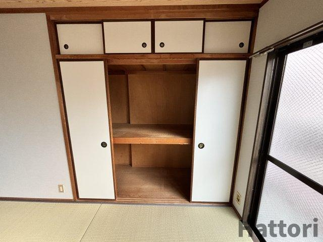 リブ南塚口の収納