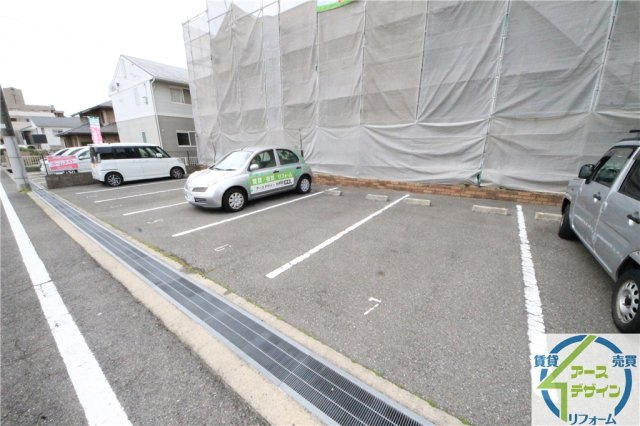 vida Creciaの駐車場