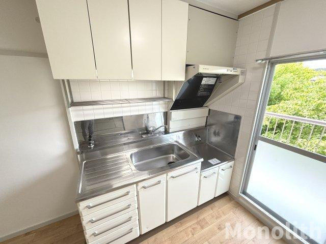 光明台19号棟のキッチン