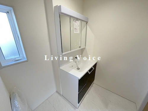 【玄関】 | 【仲介手数料０円】藤沢市羽鳥5丁目　新築一戸建て　全3棟