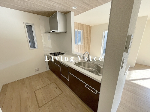 【洋室】 | 【仲介手数料０円】藤沢市羽鳥5丁目　新築一戸建て　全3棟