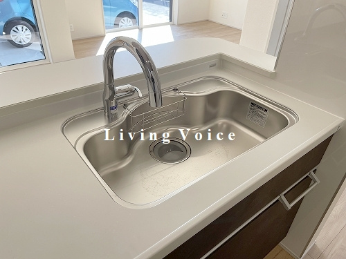 【バルコニー】 | 【仲介手数料０円】藤沢市羽鳥5丁目　新築一戸建て　全3棟