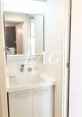 【洗面所】 | フェニックス練馬桜台 | 独立洗面台です。