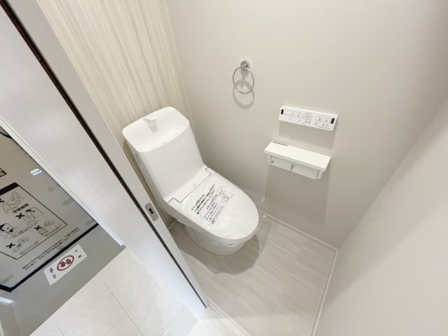 中野APARTMENTSのトイレ