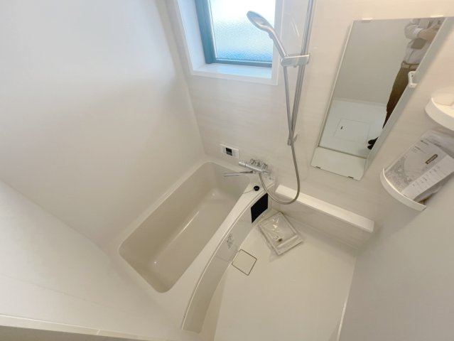 中野APARTMENTSの浴室