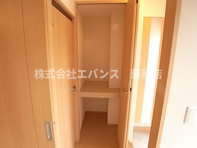  | バル・ドミール