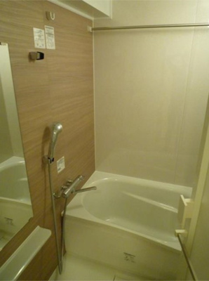 【浴室】 | ルーブル方南町弐番館 | 浴室乾燥機付きバス。