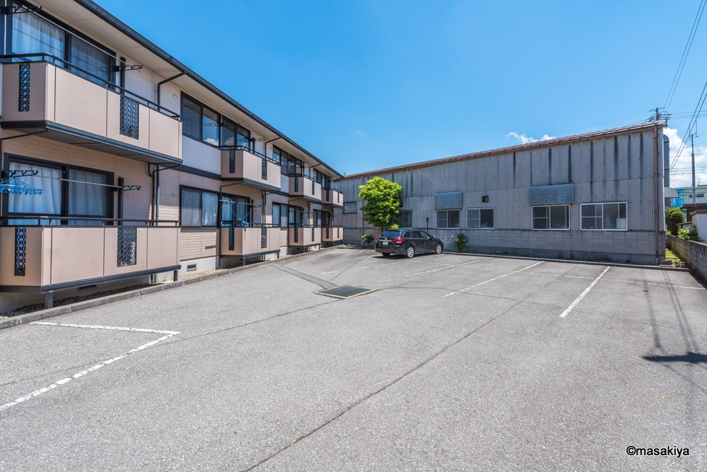 セローハウスの駐車場|駐車場