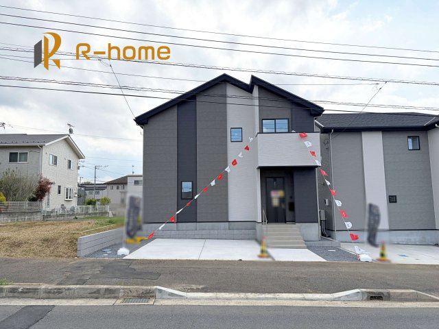 取手市ゆめみ野5期　新築戸建て　2号棟の外観|ご予約を頂ければ、『平日』はもちろん『早朝』や『夜間』もご見学可能です♪お気軽にお申し付けください♪