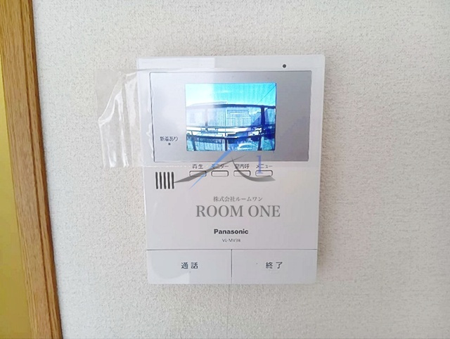 ジュネス光ヶ丘のセキュリティ|モニター付きインターホンです。