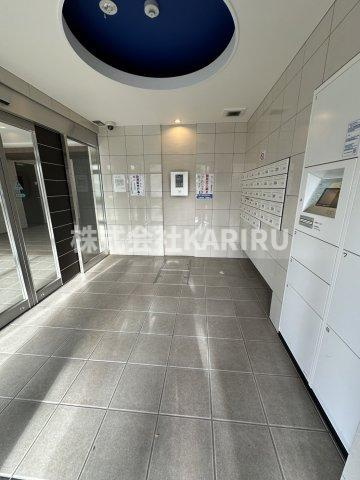 ジアコスモ大阪城南のロビー