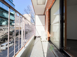 【バルコニー】 | ライオンズマンション芝公園 | バルコニー