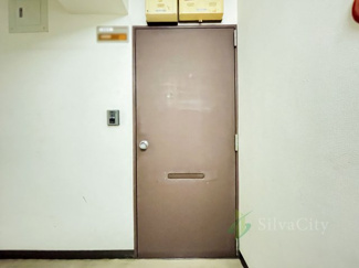 【その他共用部分】 | ライオンズマンション芝公園 | 玄関ドア