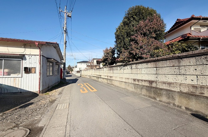 宇都宮市陽東３丁目　土地の前面道路含む現地写真