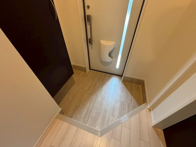 メゾンモンレーヴの玄関