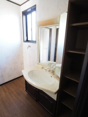 【独立洗面台】 | 中古戸建　南沢又字東谷地 | ★内覧予約で新米2kg★