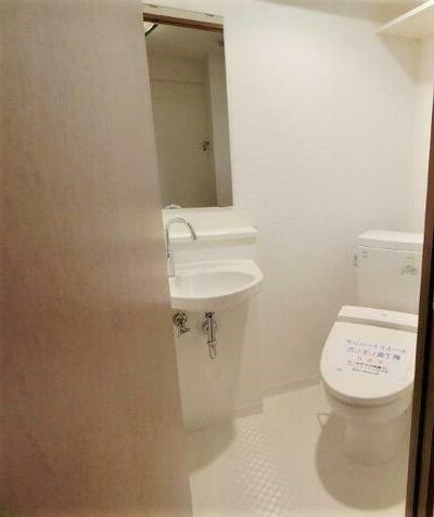 アリーチェ高田馬場のトイレ|独立型のトイレルーム☆(同一仕様写真)