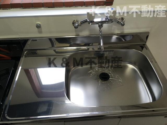 αＮＥＸＴビックフィールドのキッチン|コンパクトなキッチンで掃除もラクラク