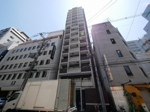 プレサンスＮＥＯ心斎橋の外観