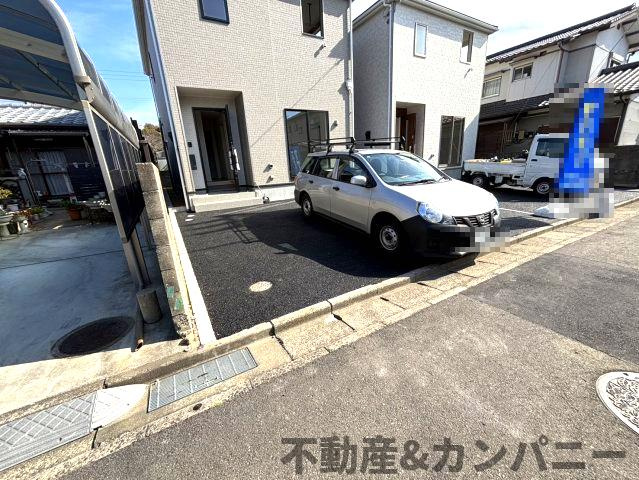 クレイドルガーデン伊予市下吾川第6　1号棟(全2棟)　伊予市下吾川の新築分譲戸建の駐車場|駐車場の用意があります