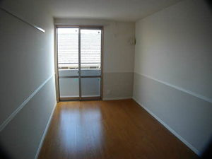 【寝室】 | パストラル彩都　D棟