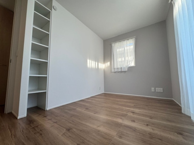 【洋室】 | セキュレア西川田町24号棟 | 洋室