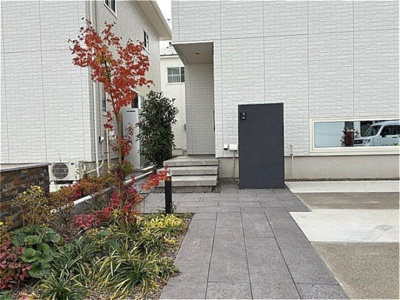【エントランス】 | セキュレア西川田町24号棟 | エントランス