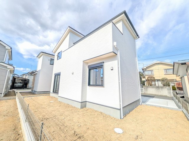 八王子市　めじろ台　新築一戸建ての外観パース|～めじろ台駅徒歩9分　2台駐車可能～