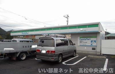 【周辺】 | プランタンフルールＢ | ファミリーマートさんまで1300m