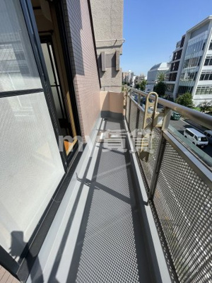 【バルコニー】 | ロジュマン大裕