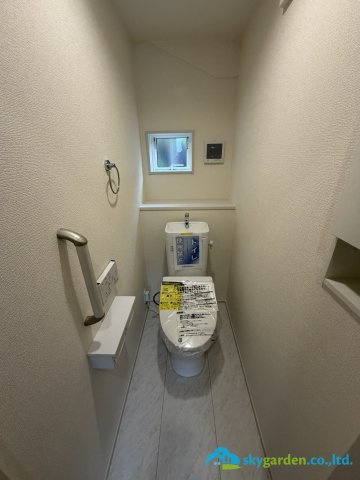 秦野市東田原　新築戸建　全1棟1号棟のトイレ
