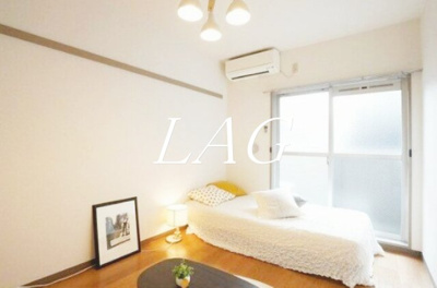 【居間・リビング】 | パークウェル大崎 | 洋室のお部屋（モデルルーム）です。