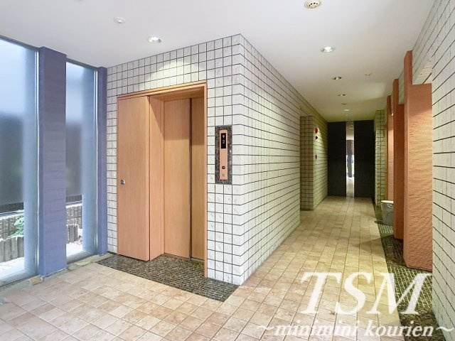 パレビバスのエントランス