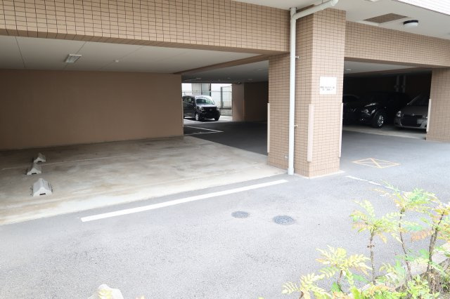 パレビバスの駐車場|敷地内駐車場