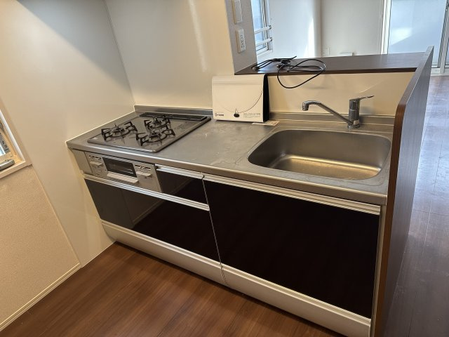川崎市多摩区菅３丁目のアパートのキッチン|※他部屋参考写真