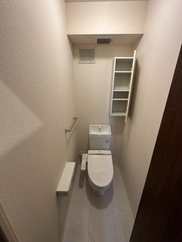 川崎市多摩区菅３丁目のアパートのトイレ|※他部屋参考写真