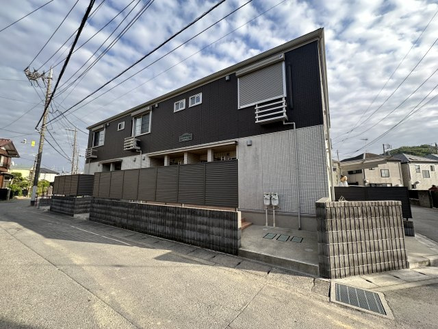 川崎市多摩区菅３丁目のアパートの外観