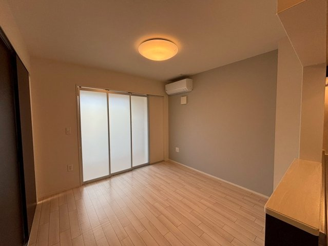 メゾンモンレーヴの居間・リビング