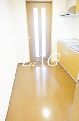 【寝室】 | アイトー・ロワイヤル青横 | 室内です。