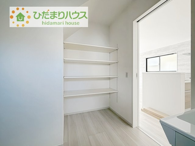【収納】 | 守谷市薬師台9期　新築戸建 | 洗面所のリネン庫はタオルや肌着類などの収納に便利です！！