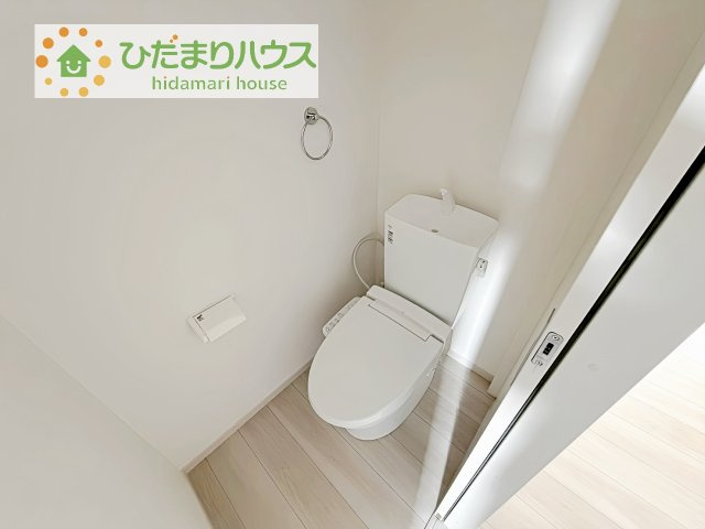 【トイレ】 | 守谷市薬師台9期　新築戸建 | 温水洗浄便座ついてます(^^♪