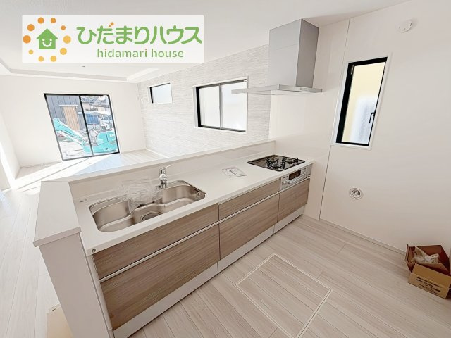 【キッチン】 | 守谷市薬師台9期　新築戸建 | カウンターは少し高くなってますので、手元が隠れて来客からは見えにくくなってます♪