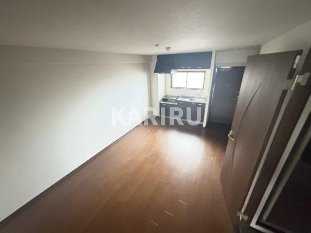 ファーストパレスの居間・リビング