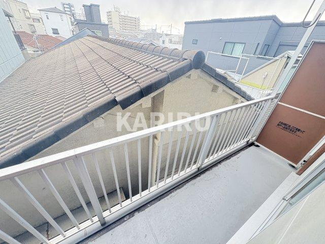 ファーストパレスのバルコニー