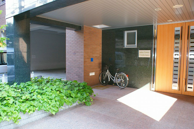 【エントランス】アーデンタワー靭公園 
