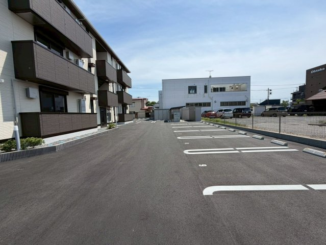 Belle Ｄemeureの駐車場