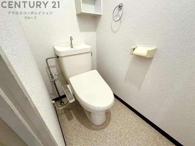 ウォシュレット付きのトイレです♪