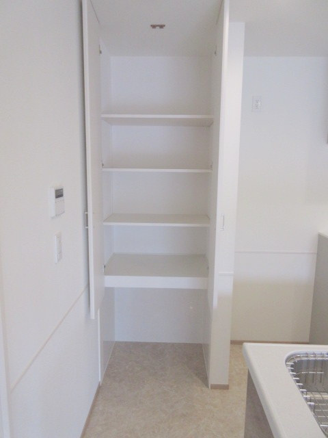 Ｇｒａｎｄ　Ｍａｉｓｏｎ　Ｃｈｏｕ　Ｃｈｏｕの設備|★キッチン後ろ収納★